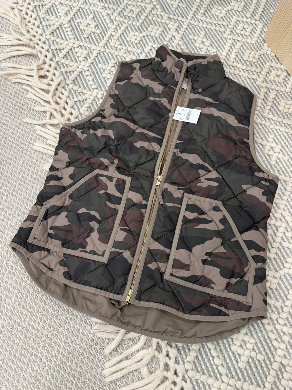 J.Crew Factory Quilted Camo Puffer Vest Womens L Down Fill NWT